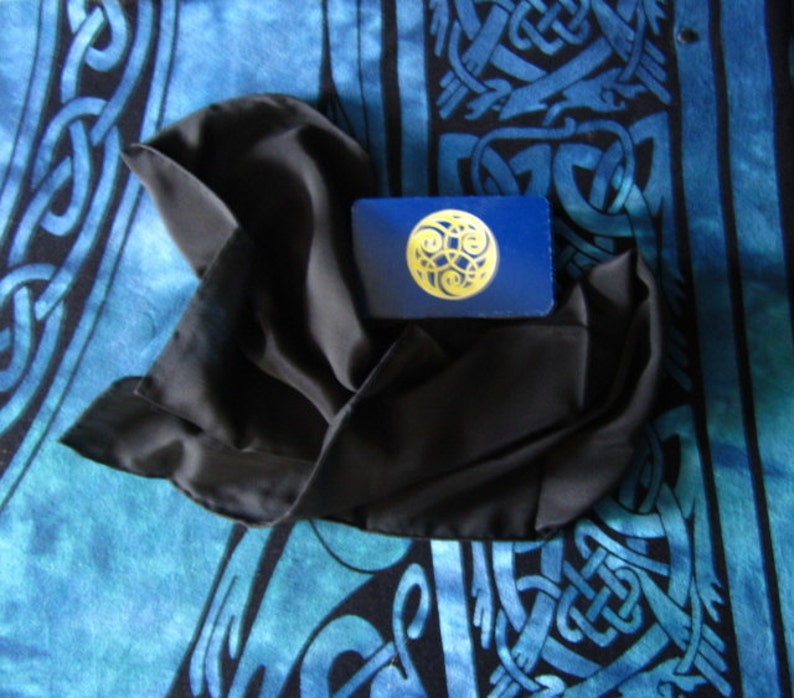 Black Rose Silk Tarot Cloth Altar Cloth Hand Dyed 20x20...100% Silk image 3