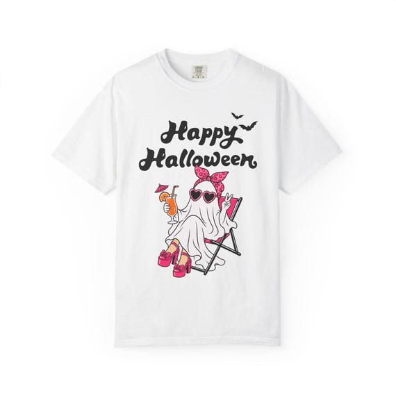 Relaxing Ghost With Sunglasses Happy Halloween T-shirt