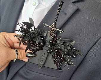 Gothic Pocket Boutonnière, Fantasy Wedding Buttonhole, Horror Wedding Accessory, Custom Colours