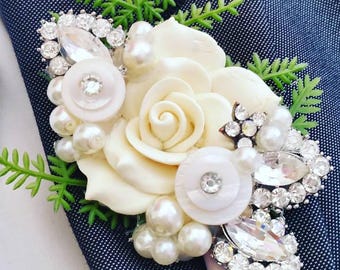 bespoke brooch, flower, Alternative, ladies buttonhole, Grooms boutonniere, buttonhole, Wedding corsage, wedding accessories, corsage,