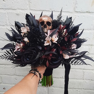 Gothic Black Obsidian crystal and Skull Alternative Wedding bouquet,dark and moody florals Made to order 20 weeks ANY COLOUR