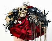 Gothic inspired Skull wedding bouquet, alternative, Ornate handle, brooch bouquet wedding flower, posy bouquet Custom any colour 20 weeks