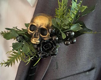 1 ramillete gótico con diseño de calavera floral en cualquier color, ideal para colocar en el ojal o como alternativa para boda o fiesta de graduación.