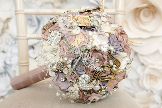 Mariage Fantaisie Magicien Inspiré Bouquet Nimporte Quelle Couleur Alternative Broche Bouquet Bouquet Fantaisiste Mariage Bouquet Floral Fleur