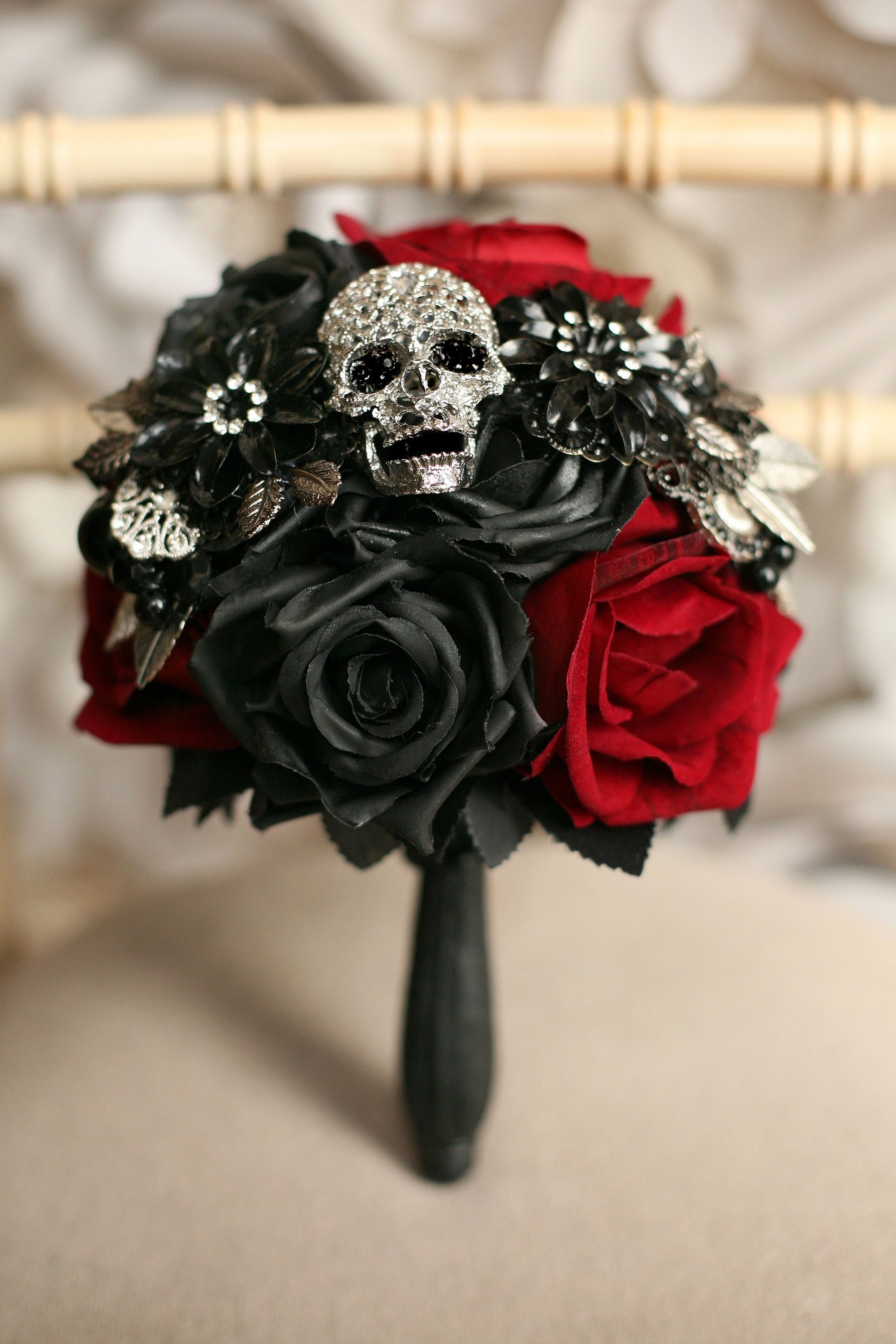 Skull Bouquet Enamel Pin