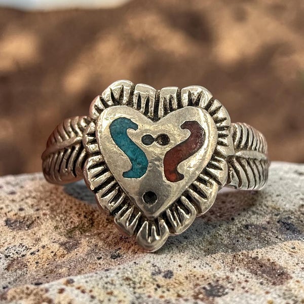Turquoise Heart Chip-Inlay Ring, Native American Style Sterling Silver, Estate Southwestern Jewelry, Gift for Her