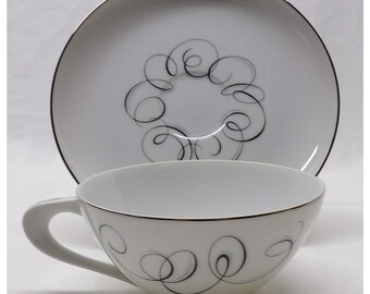 2 STYLE HOUSE "RHYTHM" Flat Coffee/ Teacup & Saucer Sets ~ Japan