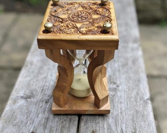 Wooden Embroidery Sand Timer - Vintage Handmade Hourglass, Antique Style Desk Decor