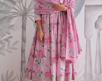Vestido pakistaní estampado floral para mujer, conjunto de traje Anarkali de algodón, vestido maxi modesto, ropa étnica de verano.