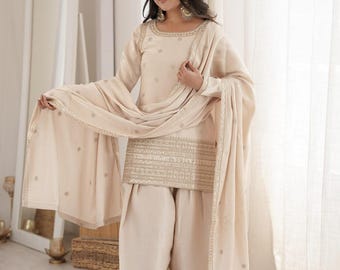 Conjunto de traje punjabi color crema para mujer / Salwar kameez Patiala con dupatta / Ropa étnica india bordada / Atuendo para invitada de boda