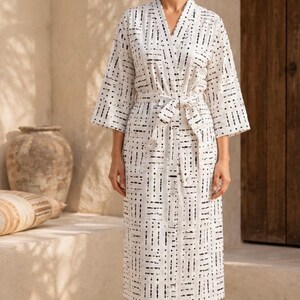 White Geometric Dash Cotton Kimono Robe | Lightweight Boho Loungewear for Women