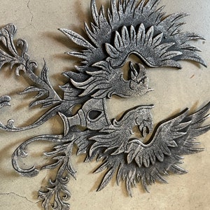 Grey warden Eva foam crest