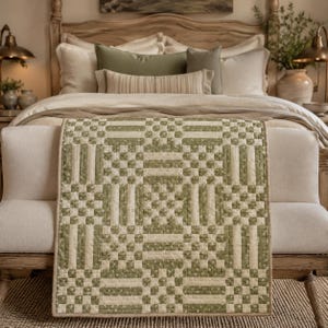 Geometric Quilt Pattern PDF, Checkerboard Rail Mini Quilt, Modern Patchwork Table Topper, Instant Digital Download