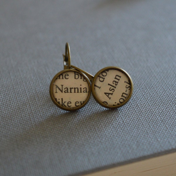 Recycled book pages The Lion, The Witch and The Wardrobe Aslan Narnia Earrings