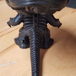 Alien Monster Xenomorph Fan Art Stylized Figure – Sci-Fi Horror Collectible Statue Ready To Paint image 3