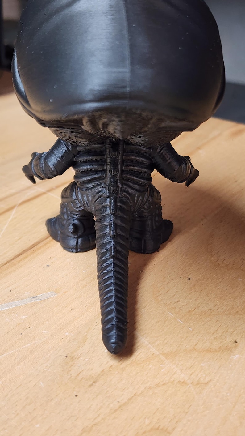 Alien Monster Xenomorph Fan Art Stylized Figure – Sci-Fi Horror Collectible Statue Ready To Paint image 3
