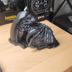 Xenomorph Wall Bust FAN ART - Hand Painted Version image 4