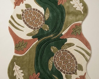 Whimsical Sea Turtle & Autumn Leaves Tufted Rug – Earthy Green Wavy Accent Carpet