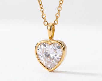Hartje Ketting met Zirkonia Steen Dames Goudkleurig - Hart Hanger Ketting - Premium Stainless Steel - Cadeau Moeder Dochter