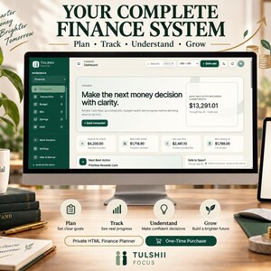 Op de afbeelding: Een computermonitor toont het Tulshii Focus financiële dashboard met een donkergroene zijbalk en een lichtbeige interface. Het scherm toont financiële gegevens, waaronder een saldo van $13.291,01, naast de tekst Your Complete Finance System.