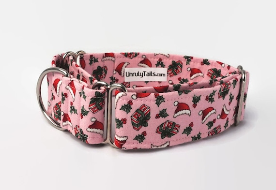 Christmas Cutie Adjustable Dog Collar - Martingale Collar or Side Release Buckle Collar - Tiny Santa Hats and gifts on Pink