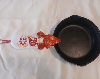 Pyrex-Inspired Friendship Handle Potholder for Cast Iron Skillets
