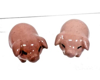 2 Vintage Hagen Renaker Miniature Dollhouse Pink Porcelain Ceramic Pig Figurines