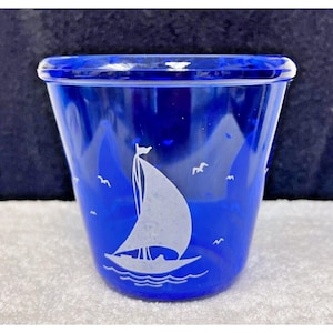 Hazel Atlas Cobalt Blue Sailboat Ice Bucket Great Shape 4 1/4 x  4 1/2 inch