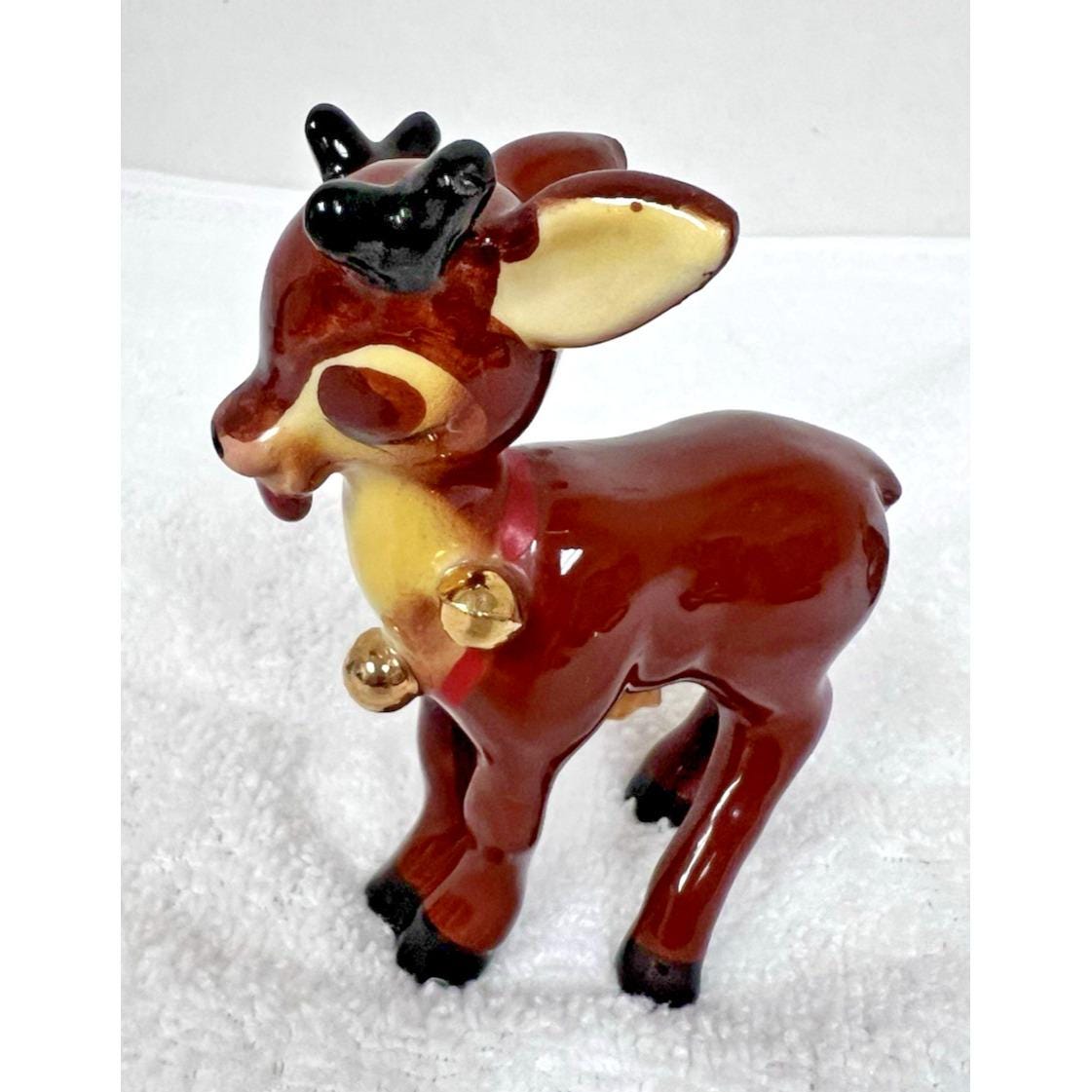 【アナベルさま】old pottery ❀ 可愛い振り向き姿の シマリスさん Vintage Napco Christmas Kissing Reindeer W Bells Salt Pepper - Etsy