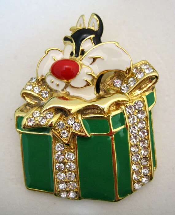 Older Warner Brothers Looney Tunes Christmas Pin Sylv… Gem