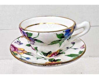 Xícara e pires em miniatura vintage Rosina, porcelana fina, com estampa floral completa, 5 cm (2 polegadas).