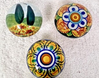 3 Hand Painted Ceramic Porcelain Furniture Dresser Cabinet Knobs Italy
