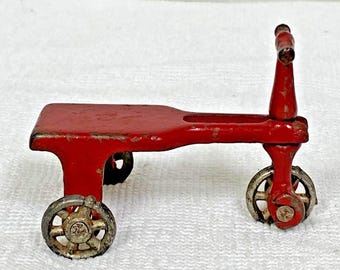 Vintage Miniature Dollhouse Kilgore Pat Appd Toy Red Cast Iron Ride on Scooter