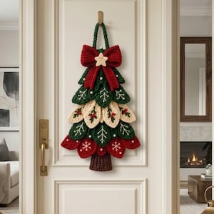 Christmas Tree Door Hanger Pattern PDF,Layered Leaf Petal Crochet Tree,Felt Christmas Decor Pattern,Tree Wall Hanging,DIY Holiday Door Decor