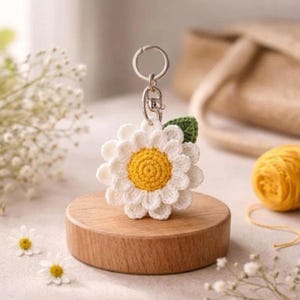 Crochet Sunflower Keyring Pattern PDF,Mini Daisy Flower Keychain,Handmade Accessories Gift,Mini Amigurumi Flower Charm,Digital Download