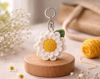 Crochet Sunflower Keyring Pattern PDF,Mini Daisy Flower Keychain,Handmade Accessories Gift,Mini Amigurumi Flower Charm,Digital Download