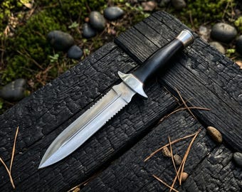Handmade Deadpool Knife Replica | High Carbon Steel Blade | Cosplay & Collectible Knife