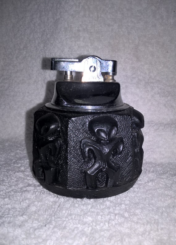 alien cigarette lighter Alien Cigarette Lighter Signed Japan