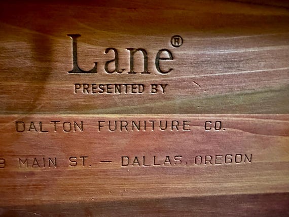 Lane Cedar Keepsake Box - image 3