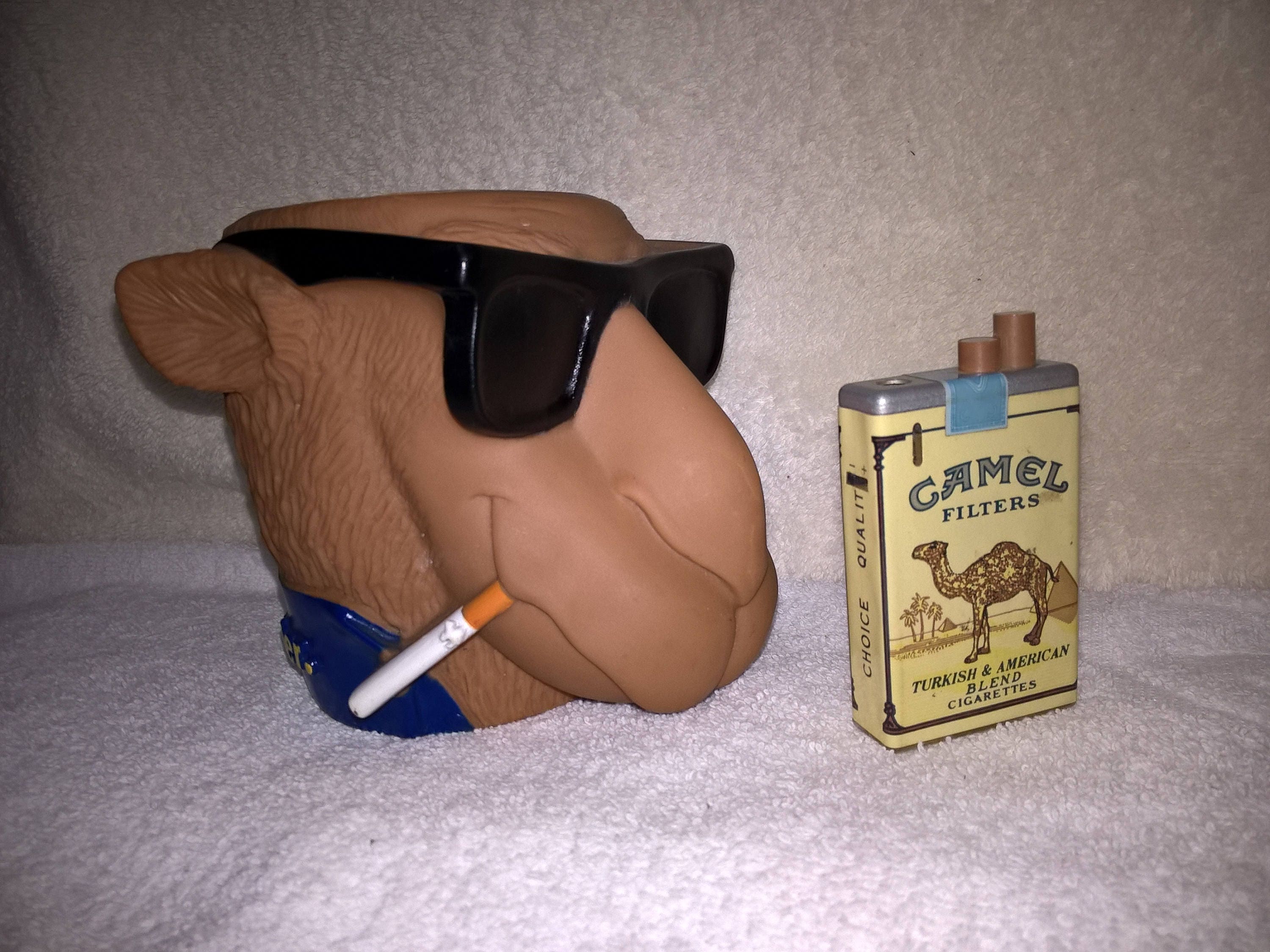 タバコ CAMELドリンクホルダー 90年代 JOE ２個セット タバコ CAMELドリンクホルダー 90年代 JOE 2個セット - メルカリ