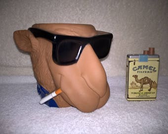 Camel Smokin Joe Beverage Holder & Camel Lighter