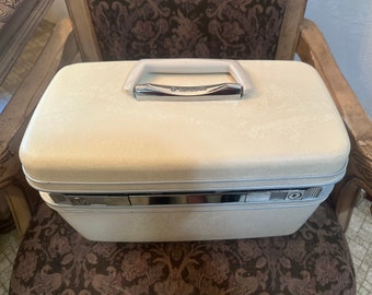 Samsonite Silhouette Carry On