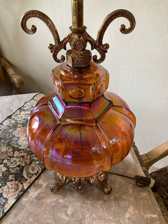 Vintage carnival glass lamp deals