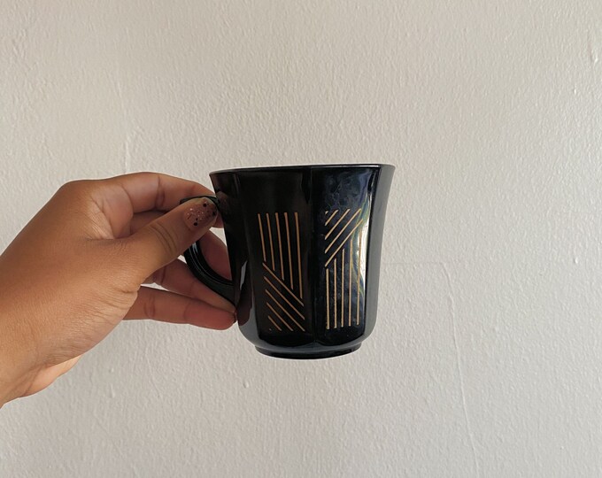 Vintage Decorative Black Mug