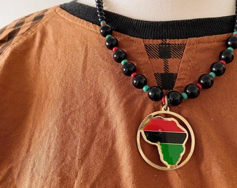 Vintage Beaded Pan-Africa Necklace | 20" Length