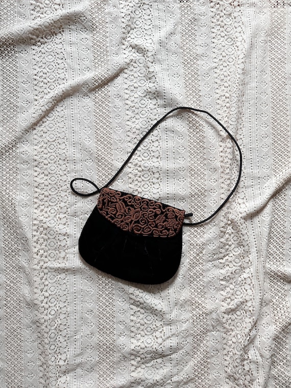 Vintage Black Velvet Crossbody w/Embroidered Accents