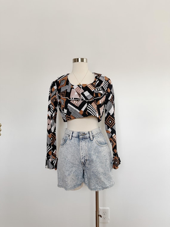 Vintage Neutral Mod Ruffle Crop Top | Size M