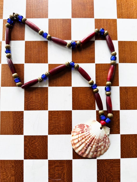 Lightweight Boho Shell Necklace