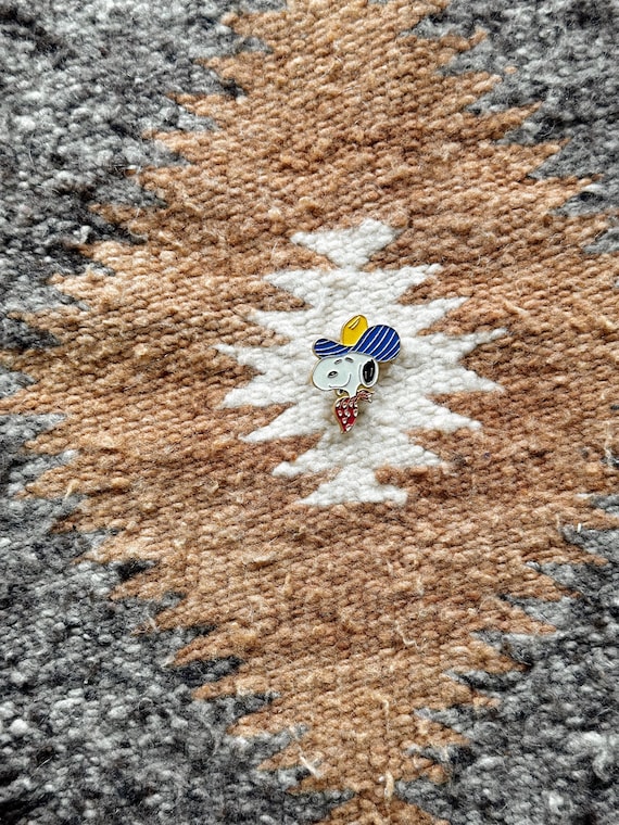 1970s Aviva Enamel Snoopy Pin