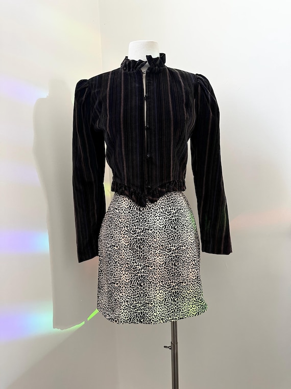 1970s Ruffle Neck Velvet Clowncore Jacket | Size XS